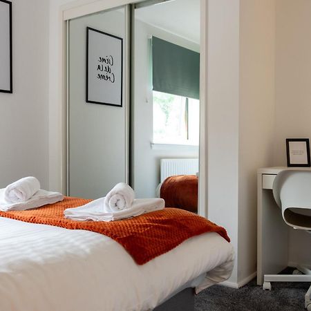 2 Bedroom Beautiful Apartment In Motherwell Mossend Ngoại thất bức ảnh