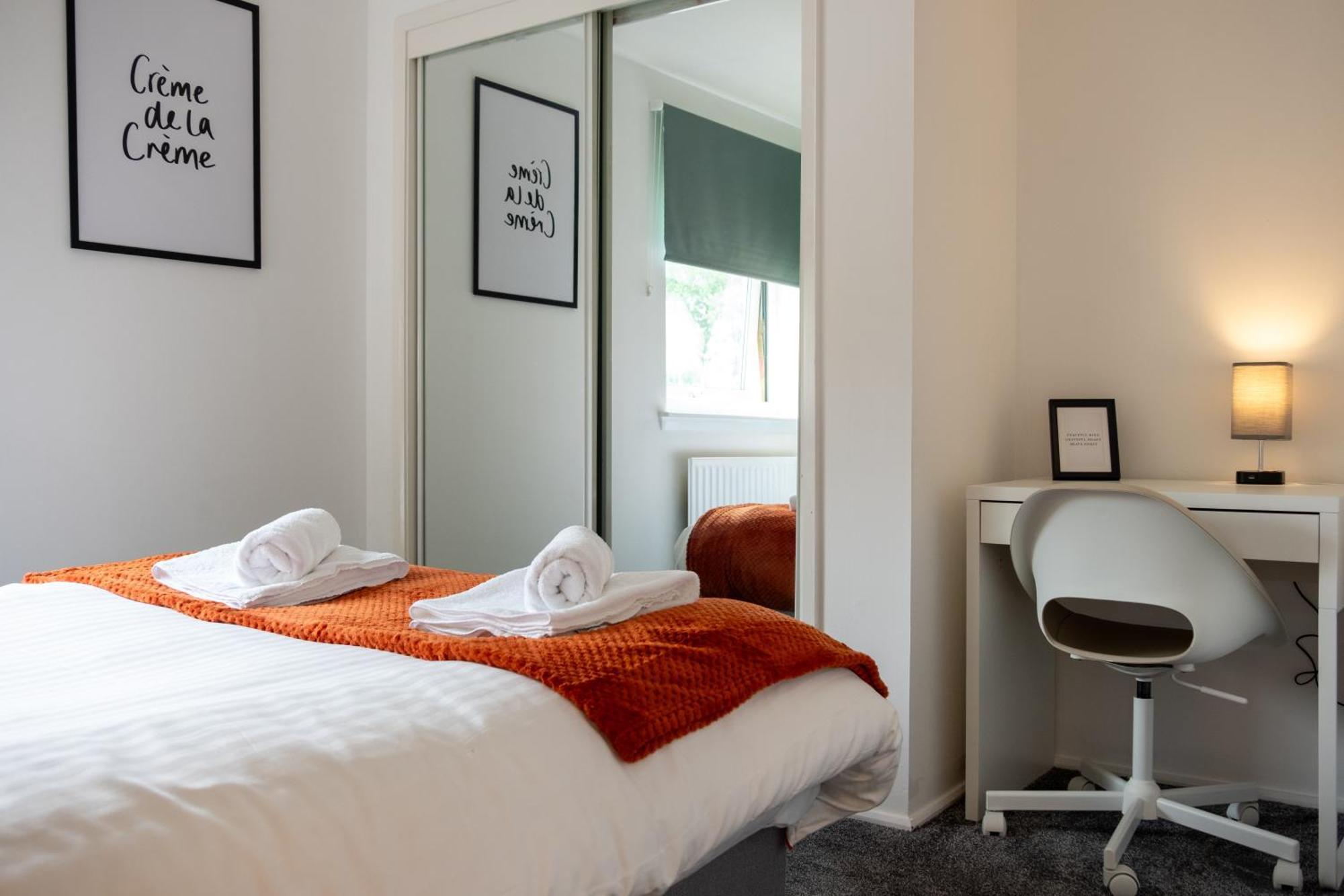 2 Bedroom Beautiful Apartment In Motherwell Mossend Ngoại thất bức ảnh